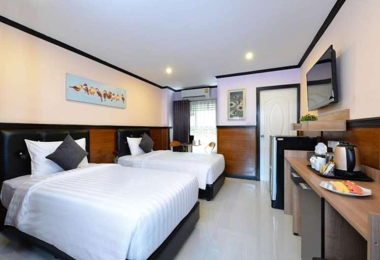 The Breton Hotel Media Bangkok Exterior photo